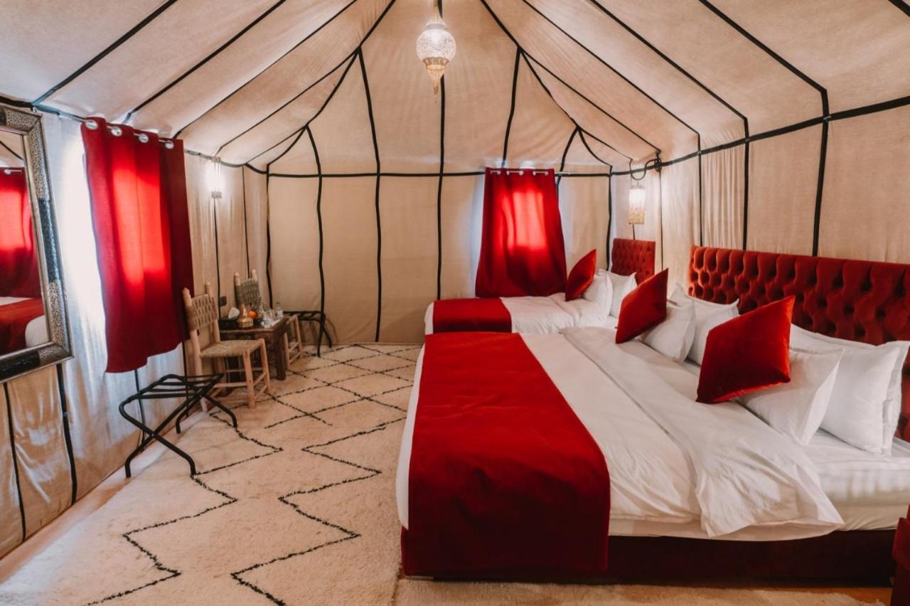 Merzouga luxury sahara camp Exterior foto