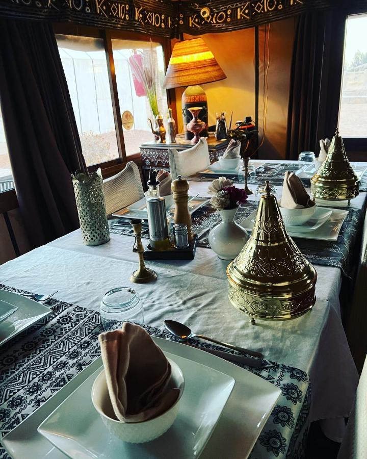Merzouga luxury sahara camp Exterior foto